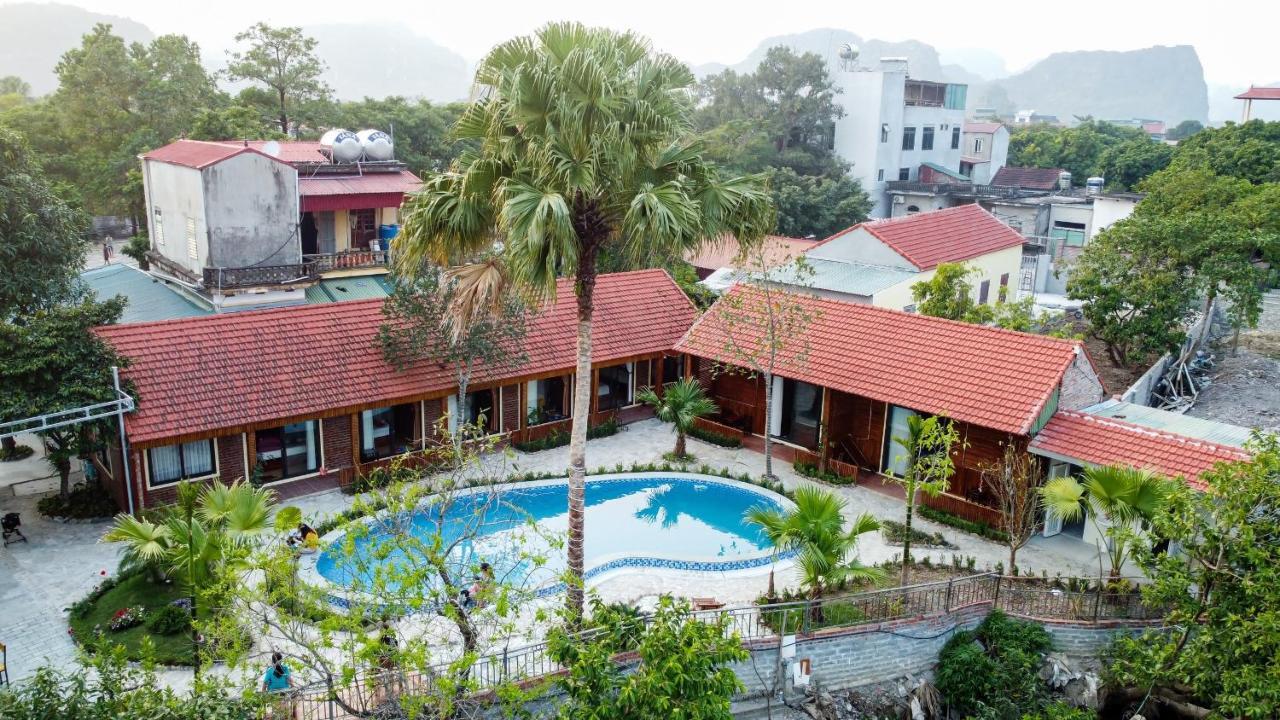 D&D Riverside Homestay Xuan Son Extérieur photo